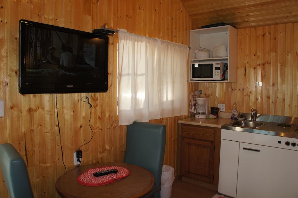 Fairmont Mountain Bungalows Fairmont Hot Springs Chambre photo