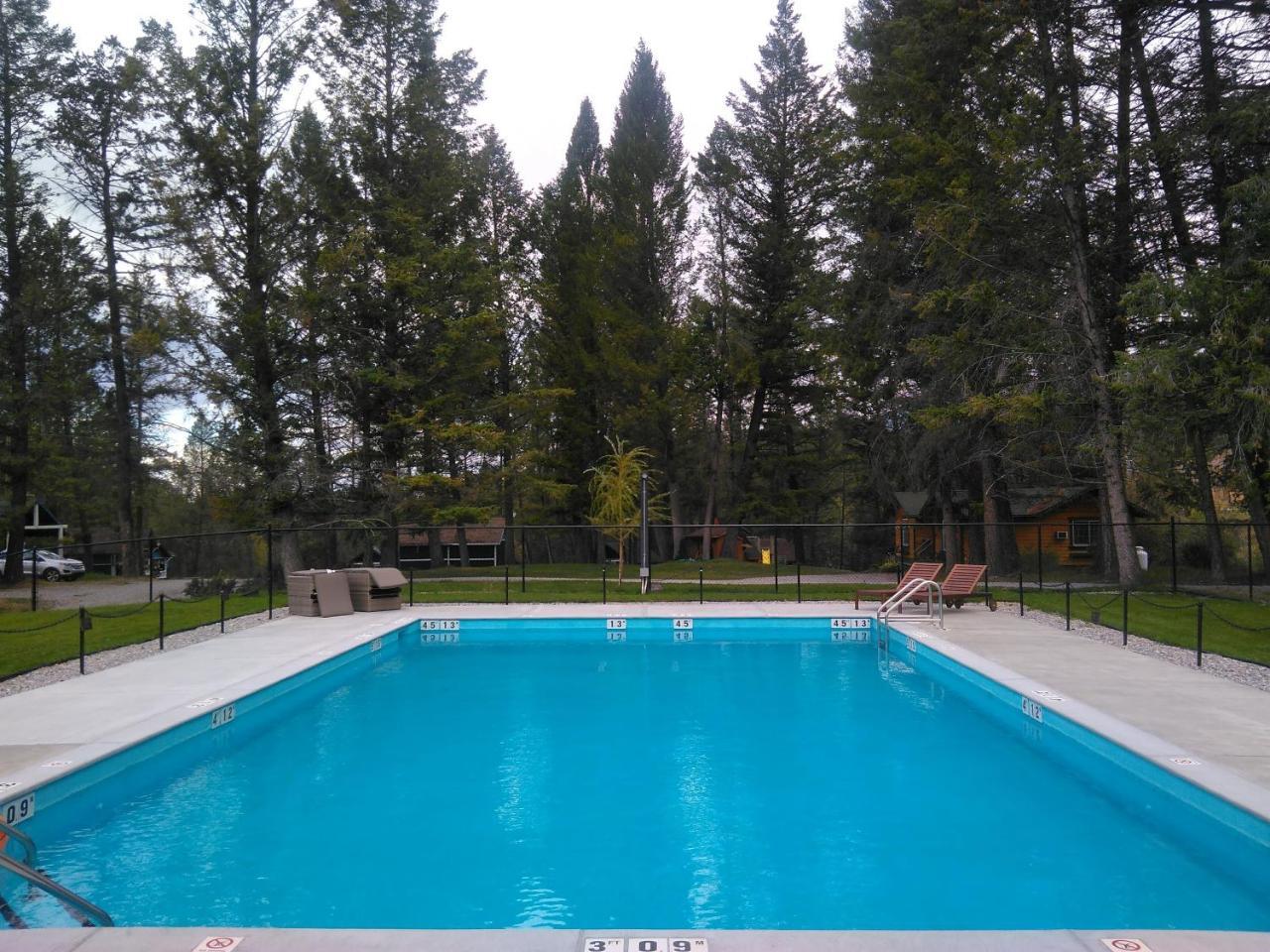 Fairmont Mountain Bungalows Fairmont Hot Springs Extérieur photo