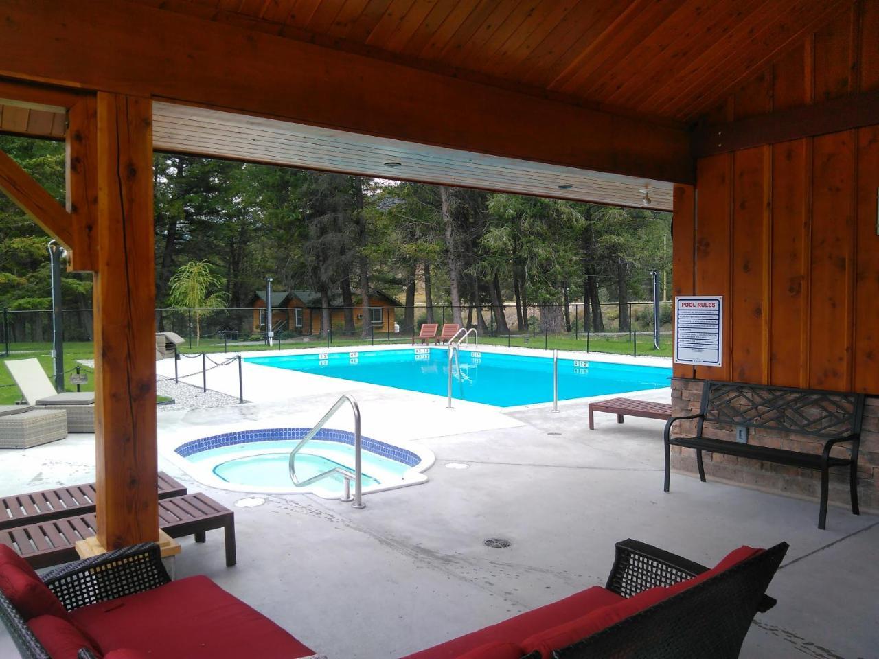 Fairmont Mountain Bungalows Fairmont Hot Springs Extérieur photo
