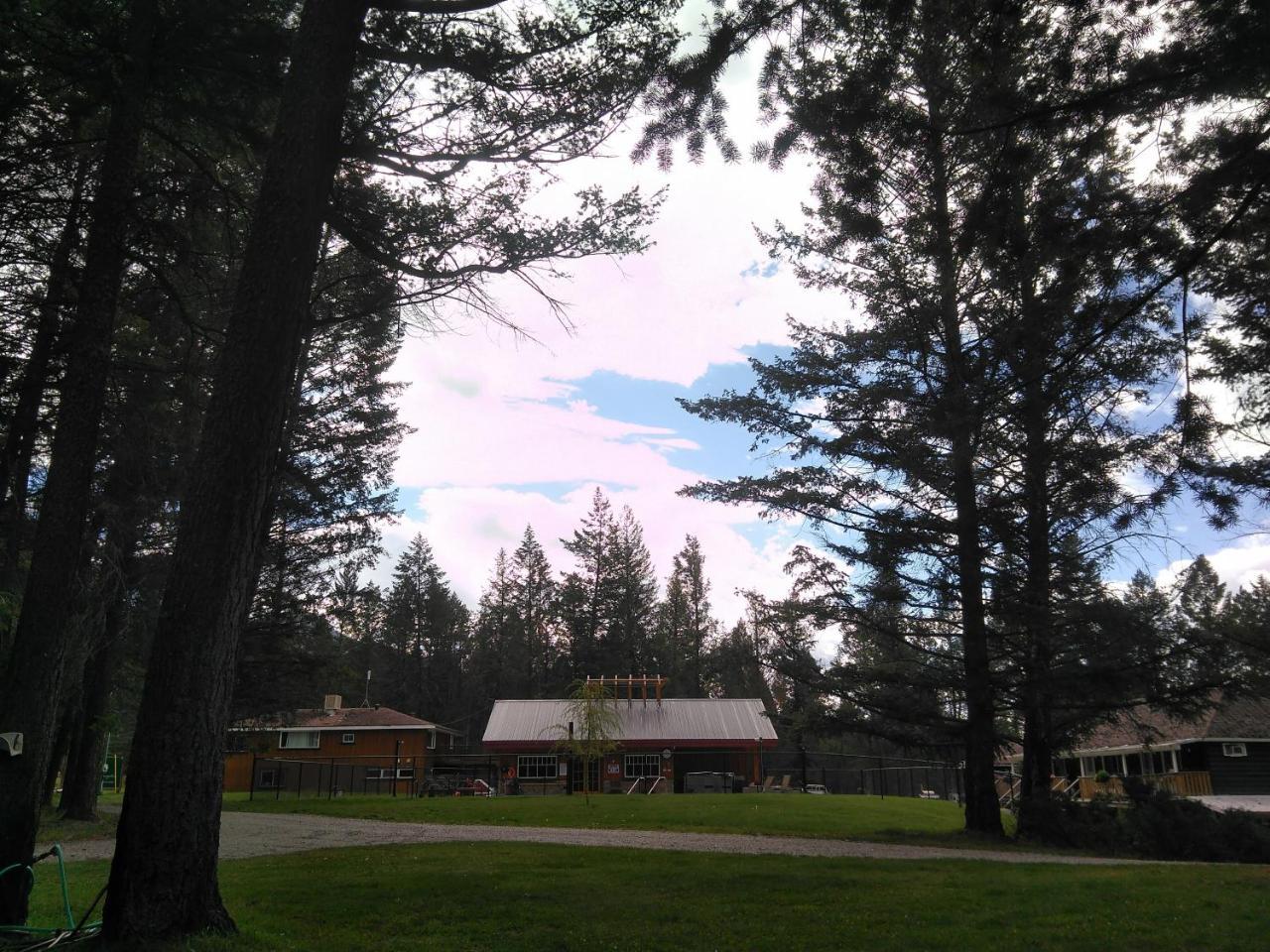 Fairmont Mountain Bungalows Fairmont Hot Springs Extérieur photo