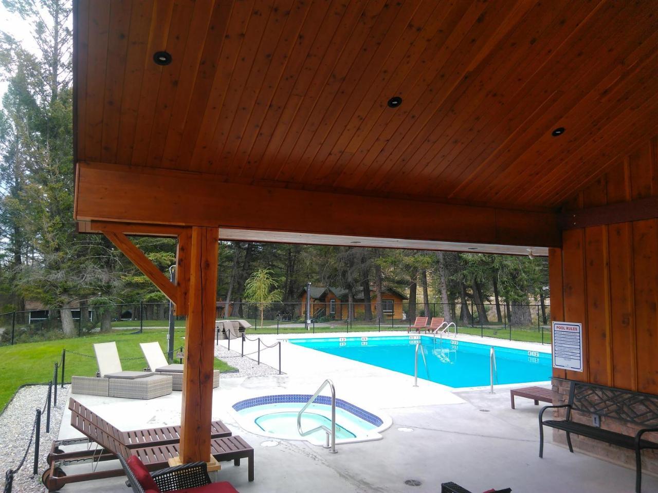Fairmont Mountain Bungalows Fairmont Hot Springs Extérieur photo